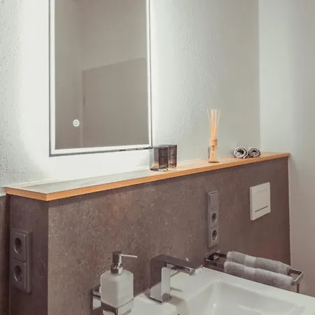 아파트 Exklusive Mosel-fewo In - Grosse Dachterrasse - Netflix - Waschmaschine 센하임